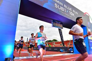 BIB: 101
                            <button type="button" onclick="openModal(4636974)" class="btn btn-primary btn-sm float-right btn-popup" data-toggle="modal" data-target=".modal-high-quality">
                        <i class="fas fa-shopping-cart"></i> Add to Cart
                    </button>
                                            <button type="button" onclick="isThisMe(4636974, true)" class="btn btn-success btn-sm float-right btn-popup btn-isme hidden" data-toggle="tooltip" data-placement="bottom" title="นี่คือรูปของคุณใช่ไหม คลิกที่นี่เพื่อเอาเข้าอัลบั้ม">
                        <i class="fas fa-plus"></i> Add to album
                    </button>
                    <button type="button" onclick="isThisMe(4636974, false)" class="btn btn-warning btn-sm float-right btn-popup btn-isnotme hidden">
                        <i class="fas fa-ban"></i> Remove from album
                    </button>