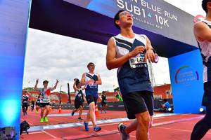 BIB: 201, 643
                            <button type="button" onclick="openModal(4637417)" class="btn btn-primary btn-sm float-right btn-popup" data-toggle="modal" data-target=".modal-high-quality">
                        <i class="fas fa-shopping-cart"></i> Add to Cart
                    </button>
                                            <button type="button" onclick="isThisMe(4637417, true)" class="btn btn-success btn-sm float-right btn-popup btn-isme hidden" data-toggle="tooltip" data-placement="bottom" title="นี่คือรูปของคุณใช่ไหม คลิกที่นี่เพื่อเอาเข้าอัลบั้ม">
                        <i class="fas fa-plus"></i> Add to album
                    </button>
                    <button type="button" onclick="isThisMe(4637417, false)" class="btn btn-warning btn-sm float-right btn-popup btn-isnotme hidden">
                        <i class="fas fa-ban"></i> Remove from album
                    </button>