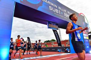 BIB: 201, 
                            <button type="button" onclick="openModal(4633628)" class="btn btn-primary btn-sm float-right btn-popup" data-toggle="modal" data-target=".modal-high-quality">
                        <i class="fas fa-shopping-cart"></i> Add to Cart
                    </button>
                                            <button type="button" onclick="isThisMe(4633628, true)" class="btn btn-success btn-sm float-right btn-popup btn-isme hidden" data-toggle="tooltip" data-placement="bottom" title="นี่คือรูปของคุณใช่ไหม คลิกที่นี่เพื่อเอาเข้าอัลบั้ม">
                        <i class="fas fa-plus"></i> Add to album
                    </button>
                    <button type="button" onclick="isThisMe(4633628, false)" class="btn btn-warning btn-sm float-right btn-popup btn-isnotme hidden">
                        <i class="fas fa-ban"></i> Remove from album
                    </button>