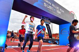 BIB: 201, 8415
                            <button type="button" onclick="openModal(4638072)" class="btn btn-primary btn-sm float-right btn-popup" data-toggle="modal" data-target=".modal-high-quality">
                        <i class="fas fa-shopping-cart"></i> Add to Cart
                    </button>
                                            <button type="button" onclick="isThisMe(4638072, true)" class="btn btn-success btn-sm float-right btn-popup btn-isme hidden" data-toggle="tooltip" data-placement="bottom" title="นี่คือรูปของคุณใช่ไหม คลิกที่นี่เพื่อเอาเข้าอัลบั้ม">
                        <i class="fas fa-plus"></i> Add to album
                    </button>
                    <button type="button" onclick="isThisMe(4638072, false)" class="btn btn-warning btn-sm float-right btn-popup btn-isnotme hidden">
                        <i class="fas fa-ban"></i> Remove from album
                    </button>