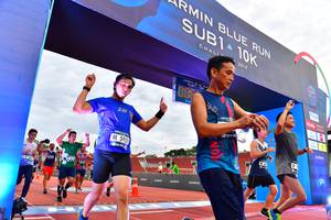 BIB: 201, 592
                            <button type="button" onclick="openModal(4631970)" class="btn btn-primary btn-sm float-right btn-popup" data-toggle="modal" data-target=".modal-high-quality">
                        <i class="fas fa-shopping-cart"></i> Add to Cart
                    </button>
                                            <button type="button" onclick="isThisMe(4631970, true)" class="btn btn-success btn-sm float-right btn-popup btn-isme hidden" data-toggle="tooltip" data-placement="bottom" title="นี่คือรูปของคุณใช่ไหม คลิกที่นี่เพื่อเอาเข้าอัลบั้ม">
                        <i class="fas fa-plus"></i> Add to album
                    </button>
                    <button type="button" onclick="isThisMe(4631970, false)" class="btn btn-warning btn-sm float-right btn-popup btn-isnotme hidden">
                        <i class="fas fa-ban"></i> Remove from album
                    </button>