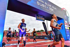 BIB: 201
                            <button type="button" onclick="openModal(4638316)" class="btn btn-primary btn-sm float-right btn-popup" data-toggle="modal" data-target=".modal-high-quality">
                        <i class="fas fa-shopping-cart"></i> Add to Cart
                    </button>
                                            <button type="button" onclick="isThisMe(4638316, true)" class="btn btn-success btn-sm float-right btn-popup btn-isme hidden" data-toggle="tooltip" data-placement="bottom" title="นี่คือรูปของคุณใช่ไหม คลิกที่นี่เพื่อเอาเข้าอัลบั้ม">
                        <i class="fas fa-plus"></i> Add to album
                    </button>
                    <button type="button" onclick="isThisMe(4638316, false)" class="btn btn-warning btn-sm float-right btn-popup btn-isnotme hidden">
                        <i class="fas fa-ban"></i> Remove from album
                    </button>