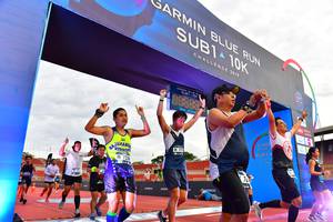 BIB: 201, 723
                            <button type="button" onclick="openModal(4633148)" class="btn btn-primary btn-sm float-right btn-popup" data-toggle="modal" data-target=".modal-high-quality">
                        <i class="fas fa-shopping-cart"></i> Add to Cart
                    </button>
                                            <button type="button" onclick="isThisMe(4633148, true)" class="btn btn-success btn-sm float-right btn-popup btn-isme hidden" data-toggle="tooltip" data-placement="bottom" title="นี่คือรูปของคุณใช่ไหม คลิกที่นี่เพื่อเอาเข้าอัลบั้ม">
                        <i class="fas fa-plus"></i> Add to album
                    </button>
                    <button type="button" onclick="isThisMe(4633148, false)" class="btn btn-warning btn-sm float-right btn-popup btn-isnotme hidden">
                        <i class="fas fa-ban"></i> Remove from album
                    </button>