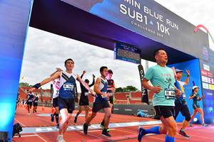 BIB: 201, 813500, 7663
                            <button type="button" onclick="openModal(4631472)" class="btn btn-primary btn-sm float-right btn-popup" data-toggle="modal" data-target=".modal-high-quality">
                        <i class="fas fa-shopping-cart"></i> Add to Cart
                    </button>
                                            <button type="button" onclick="isThisMe(4631472, true)" class="btn btn-success btn-sm float-right btn-popup btn-isme hidden" data-toggle="tooltip" data-placement="bottom" title="นี่คือรูปของคุณใช่ไหม คลิกที่นี่เพื่อเอาเข้าอัลบั้ม">
                        <i class="fas fa-plus"></i> Add to album
                    </button>
                    <button type="button" onclick="isThisMe(4631472, false)" class="btn btn-warning btn-sm float-right btn-popup btn-isnotme hidden">
                        <i class="fas fa-ban"></i> Remove from album
                    </button>