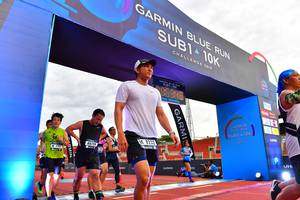 BIB: 201, 898
                            <button type="button" onclick="openModal(4633517)" class="btn btn-primary btn-sm float-right btn-popup" data-toggle="modal" data-target=".modal-high-quality">
                        <i class="fas fa-shopping-cart"></i> Add to Cart
                    </button>
                                            <button type="button" onclick="isThisMe(4633517, true)" class="btn btn-success btn-sm float-right btn-popup btn-isme hidden" data-toggle="tooltip" data-placement="bottom" title="นี่คือรูปของคุณใช่ไหม คลิกที่นี่เพื่อเอาเข้าอัลบั้ม">
                        <i class="fas fa-plus"></i> Add to album
                    </button>
                    <button type="button" onclick="isThisMe(4633517, false)" class="btn btn-warning btn-sm float-right btn-popup btn-isnotme hidden">
                        <i class="fas fa-ban"></i> Remove from album
                    </button>