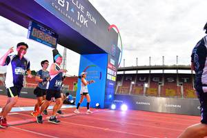 BIB: 201, 800, 110
                            <button type="button" onclick="openModal(4631668)" class="btn btn-primary btn-sm float-right btn-popup" data-toggle="modal" data-target=".modal-high-quality">
                        <i class="fas fa-shopping-cart"></i> Add to Cart
                    </button>
                                            <button type="button" onclick="isThisMe(4631668, true)" class="btn btn-success btn-sm float-right btn-popup btn-isme hidden" data-toggle="tooltip" data-placement="bottom" title="นี่คือรูปของคุณใช่ไหม คลิกที่นี่เพื่อเอาเข้าอัลบั้ม">
                        <i class="fas fa-plus"></i> Add to album
                    </button>
                    <button type="button" onclick="isThisMe(4631668, false)" class="btn btn-warning btn-sm float-right btn-popup btn-isnotme hidden">
                        <i class="fas fa-ban"></i> Remove from album
                    </button>