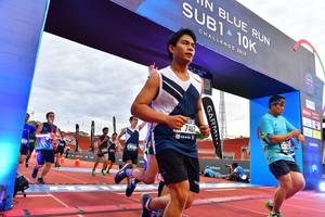 BIB: 2019, 7407
                            <button type="button" onclick="openModal(4631956)" class="btn btn-primary btn-sm float-right btn-popup" data-toggle="modal" data-target=".modal-high-quality">
                        <i class="fas fa-shopping-cart"></i> Add to Cart
                    </button>
                                            <button type="button" onclick="isThisMe(4631956, true)" class="btn btn-success btn-sm float-right btn-popup btn-isme hidden" data-toggle="tooltip" data-placement="bottom" title="นี่คือรูปของคุณใช่ไหม คลิกที่นี่เพื่อเอาเข้าอัลบั้ม">
                        <i class="fas fa-plus"></i> Add to album
                    </button>
                    <button type="button" onclick="isThisMe(4631956, false)" class="btn btn-warning btn-sm float-right btn-popup btn-isnotme hidden">
                        <i class="fas fa-ban"></i> Remove from album
                    </button>