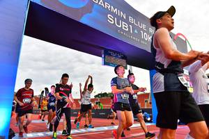 BIB: 101, 09939
                            <button type="button" onclick="openModal(4632767)" class="btn btn-primary btn-sm float-right btn-popup" data-toggle="modal" data-target=".modal-high-quality">
                        <i class="fas fa-shopping-cart"></i> Add to Cart
                    </button>
                                            <button type="button" onclick="isThisMe(4632767, true)" class="btn btn-success btn-sm float-right btn-popup btn-isme hidden" data-toggle="tooltip" data-placement="bottom" title="นี่คือรูปของคุณใช่ไหม คลิกที่นี่เพื่อเอาเข้าอัลบั้ม">
                        <i class="fas fa-plus"></i> Add to album
                    </button>
                    <button type="button" onclick="isThisMe(4632767, false)" class="btn btn-warning btn-sm float-right btn-popup btn-isnotme hidden">
                        <i class="fas fa-ban"></i> Remove from album
                    </button>