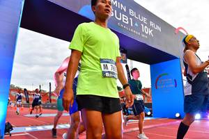 BIB: 201, 768
                            <button type="button" onclick="openModal(4638563)" class="btn btn-primary btn-sm float-right btn-popup" data-toggle="modal" data-target=".modal-high-quality">
                        <i class="fas fa-shopping-cart"></i> Add to Cart
                    </button>
                                            <button type="button" onclick="isThisMe(4638563, true)" class="btn btn-success btn-sm float-right btn-popup btn-isme hidden" data-toggle="tooltip" data-placement="bottom" title="นี่คือรูปของคุณใช่ไหม คลิกที่นี่เพื่อเอาเข้าอัลบั้ม">
                        <i class="fas fa-plus"></i> Add to album
                    </button>
                    <button type="button" onclick="isThisMe(4638563, false)" class="btn btn-warning btn-sm float-right btn-popup btn-isnotme hidden">
                        <i class="fas fa-ban"></i> Remove from album
                    </button>