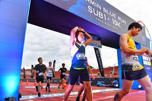 BIB: 201, 656
                            <button type="button" onclick="openModal(4636857)" class="btn btn-primary btn-sm float-right btn-popup" data-toggle="modal" data-target=".modal-high-quality">
                        <i class="fas fa-shopping-cart"></i> Add to Cart
                    </button>
                                            <button type="button" onclick="isThisMe(4636857, true)" class="btn btn-success btn-sm float-right btn-popup btn-isme hidden" data-toggle="tooltip" data-placement="bottom" title="นี่คือรูปของคุณใช่ไหม คลิกที่นี่เพื่อเอาเข้าอัลบั้ม">
                        <i class="fas fa-plus"></i> Add to album
                    </button>
                    <button type="button" onclick="isThisMe(4636857, false)" class="btn btn-warning btn-sm float-right btn-popup btn-isnotme hidden">
                        <i class="fas fa-ban"></i> Remove from album
                    </button>