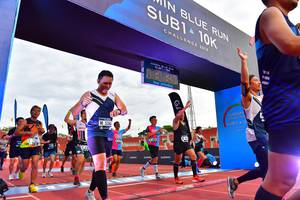 BIB: 201, 1410, 5280
                            <button type="button" onclick="openModal(4638396)" class="btn btn-primary btn-sm float-right btn-popup" data-toggle="modal" data-target=".modal-high-quality">
                        <i class="fas fa-shopping-cart"></i> Add to Cart
                    </button>
                                            <button type="button" onclick="isThisMe(4638396, true)" class="btn btn-success btn-sm float-right btn-popup btn-isme hidden" data-toggle="tooltip" data-placement="bottom" title="นี่คือรูปของคุณใช่ไหม คลิกที่นี่เพื่อเอาเข้าอัลบั้ม">
                        <i class="fas fa-plus"></i> Add to album
                    </button>
                    <button type="button" onclick="isThisMe(4638396, false)" class="btn btn-warning btn-sm float-right btn-popup btn-isnotme hidden">
                        <i class="fas fa-ban"></i> Remove from album
                    </button>