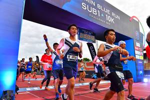 BIB: 2018, 6956, 757
                            <button type="button" onclick="openModal(4634582)" class="btn btn-primary btn-sm float-right btn-popup" data-toggle="modal" data-target=".modal-high-quality">
                        <i class="fas fa-shopping-cart"></i> Add to Cart
                    </button>
                                            <button type="button" onclick="isThisMe(4634582, true)" class="btn btn-success btn-sm float-right btn-popup btn-isme hidden" data-toggle="tooltip" data-placement="bottom" title="นี่คือรูปของคุณใช่ไหม คลิกที่นี่เพื่อเอาเข้าอัลบั้ม">
                        <i class="fas fa-plus"></i> Add to album
                    </button>
                    <button type="button" onclick="isThisMe(4634582, false)" class="btn btn-warning btn-sm float-right btn-popup btn-isnotme hidden">
                        <i class="fas fa-ban"></i> Remove from album
                    </button>