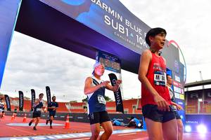 BIB: 201
                            <button type="button" onclick="openModal(4638252)" class="btn btn-primary btn-sm float-right btn-popup" data-toggle="modal" data-target=".modal-high-quality">
                        <i class="fas fa-shopping-cart"></i> Add to Cart
                    </button>
                                            <button type="button" onclick="isThisMe(4638252, true)" class="btn btn-success btn-sm float-right btn-popup btn-isme hidden" data-toggle="tooltip" data-placement="bottom" title="นี่คือรูปของคุณใช่ไหม คลิกที่นี่เพื่อเอาเข้าอัลบั้ม">
                        <i class="fas fa-plus"></i> Add to album
                    </button>
                    <button type="button" onclick="isThisMe(4638252, false)" class="btn btn-warning btn-sm float-right btn-popup btn-isnotme hidden">
                        <i class="fas fa-ban"></i> Remove from album
                    </button>