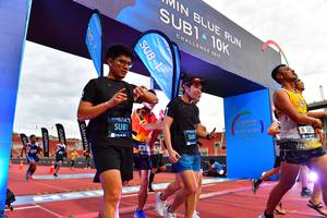 BIB: 201, 
                            <button type="button" onclick="openModal(4634099)" class="btn btn-primary btn-sm float-right btn-popup" data-toggle="modal" data-target=".modal-high-quality">
                        <i class="fas fa-shopping-cart"></i> Add to Cart
                    </button>
                                            <button type="button" onclick="isThisMe(4634099, true)" class="btn btn-success btn-sm float-right btn-popup btn-isme hidden" data-toggle="tooltip" data-placement="bottom" title="นี่คือรูปของคุณใช่ไหม คลิกที่นี่เพื่อเอาเข้าอัลบั้ม">
                        <i class="fas fa-plus"></i> Add to album
                    </button>
                    <button type="button" onclick="isThisMe(4634099, false)" class="btn btn-warning btn-sm float-right btn-popup btn-isnotme hidden">
                        <i class="fas fa-ban"></i> Remove from album
                    </button>