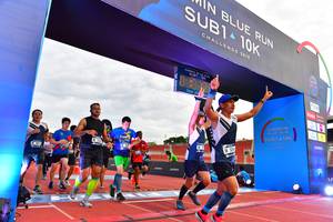 BIB: 201
                            <button type="button" onclick="openModal(4637949)" class="btn btn-primary btn-sm float-right btn-popup" data-toggle="modal" data-target=".modal-high-quality">
                        <i class="fas fa-shopping-cart"></i> Add to Cart
                    </button>
                                            <button type="button" onclick="isThisMe(4637949, true)" class="btn btn-success btn-sm float-right btn-popup btn-isme hidden" data-toggle="tooltip" data-placement="bottom" title="นี่คือรูปของคุณใช่ไหม คลิกที่นี่เพื่อเอาเข้าอัลบั้ม">
                        <i class="fas fa-plus"></i> Add to album
                    </button>
                    <button type="button" onclick="isThisMe(4637949, false)" class="btn btn-warning btn-sm float-right btn-popup btn-isnotme hidden">
                        <i class="fas fa-ban"></i> Remove from album
                    </button>