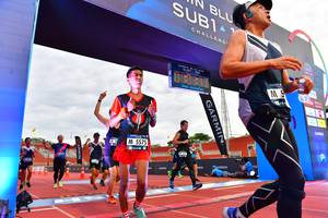 BIB: 5575
                            <button type="button" onclick="openModal(4637523)" class="btn btn-primary btn-sm float-right btn-popup" data-toggle="modal" data-target=".modal-high-quality">
                        <i class="fas fa-shopping-cart"></i> Add to Cart
                    </button>
                                            <button type="button" onclick="isThisMe(4637523, true)" class="btn btn-success btn-sm float-right btn-popup btn-isme hidden" data-toggle="tooltip" data-placement="bottom" title="นี่คือรูปของคุณใช่ไหม คลิกที่นี่เพื่อเอาเข้าอัลบั้ม">
                        <i class="fas fa-plus"></i> Add to album
                    </button>
                    <button type="button" onclick="isThisMe(4637523, false)" class="btn btn-warning btn-sm float-right btn-popup btn-isnotme hidden">
                        <i class="fas fa-ban"></i> Remove from album
                    </button>