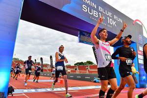 BIB: 201, 69721
                            <button type="button" onclick="openModal(4631575)" class="btn btn-primary btn-sm float-right btn-popup" data-toggle="modal" data-target=".modal-high-quality">
                        <i class="fas fa-shopping-cart"></i> Add to Cart
                    </button>
                                            <button type="button" onclick="isThisMe(4631575, true)" class="btn btn-success btn-sm float-right btn-popup btn-isme hidden" data-toggle="tooltip" data-placement="bottom" title="นี่คือรูปของคุณใช่ไหม คลิกที่นี่เพื่อเอาเข้าอัลบั้ม">
                        <i class="fas fa-plus"></i> Add to album
                    </button>
                    <button type="button" onclick="isThisMe(4631575, false)" class="btn btn-warning btn-sm float-right btn-popup btn-isnotme hidden">
                        <i class="fas fa-ban"></i> Remove from album
                    </button>