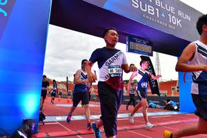 BIB: 2010, 590, 5659
                            <button type="button" onclick="openModal(4627591)" class="btn btn-primary btn-sm float-right btn-popup" data-toggle="modal" data-target=".modal-high-quality">
                        <i class="fas fa-shopping-cart"></i> Add to Cart
                    </button>
                                            <button type="button" onclick="isThisMe(4627591, true)" class="btn btn-success btn-sm float-right btn-popup btn-isme hidden" data-toggle="tooltip" data-placement="bottom" title="นี่คือรูปของคุณใช่ไหม คลิกที่นี่เพื่อเอาเข้าอัลบั้ม">
                        <i class="fas fa-plus"></i> Add to album
                    </button>
                    <button type="button" onclick="isThisMe(4627591, false)" class="btn btn-warning btn-sm float-right btn-popup btn-isnotme hidden">
                        <i class="fas fa-ban"></i> Remove from album
                    </button>