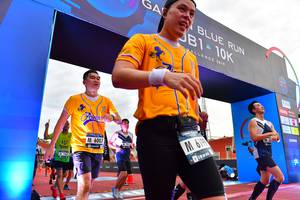 BIB: 2019, 6007
                            <button type="button" onclick="openModal(4619923)" class="btn btn-primary btn-sm float-right btn-popup" data-toggle="modal" data-target=".modal-high-quality">
                        <i class="fas fa-shopping-cart"></i> Add to Cart
                    </button>
                                            <button type="button" onclick="isThisMe(4619923, true)" class="btn btn-success btn-sm float-right btn-popup btn-isme hidden" data-toggle="tooltip" data-placement="bottom" title="นี่คือรูปของคุณใช่ไหม คลิกที่นี่เพื่อเอาเข้าอัลบั้ม">
                        <i class="fas fa-plus"></i> Add to album
                    </button>
                    <button type="button" onclick="isThisMe(4619923, false)" class="btn btn-warning btn-sm float-right btn-popup btn-isnotme hidden">
                        <i class="fas fa-ban"></i> Remove from album
                    </button>