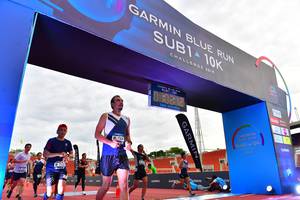 BIB: 201, 710
                            <button type="button" onclick="openModal(4620486)" class="btn btn-primary btn-sm float-right btn-popup" data-toggle="modal" data-target=".modal-high-quality">
                        <i class="fas fa-shopping-cart"></i> Add to Cart
                    </button>
                                            <button type="button" onclick="isThisMe(4620486, true)" class="btn btn-success btn-sm float-right btn-popup btn-isme hidden" data-toggle="tooltip" data-placement="bottom" title="นี่คือรูปของคุณใช่ไหม คลิกที่นี่เพื่อเอาเข้าอัลบั้ม">
                        <i class="fas fa-plus"></i> Add to album
                    </button>
                    <button type="button" onclick="isThisMe(4620486, false)" class="btn btn-warning btn-sm float-right btn-popup btn-isnotme hidden">
                        <i class="fas fa-ban"></i> Remove from album
                    </button>