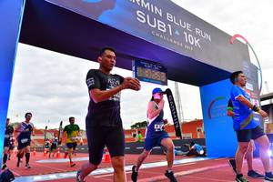 BIB: 201, 0253
                            <button type="button" onclick="openModal(4622686)" class="btn btn-primary btn-sm float-right btn-popup" data-toggle="modal" data-target=".modal-high-quality">
                        <i class="fas fa-shopping-cart"></i> Add to Cart
                    </button>
                                            <button type="button" onclick="isThisMe(4622686, true)" class="btn btn-success btn-sm float-right btn-popup btn-isme hidden" data-toggle="tooltip" data-placement="bottom" title="นี่คือรูปของคุณใช่ไหม คลิกที่นี่เพื่อเอาเข้าอัลบั้ม">
                        <i class="fas fa-plus"></i> Add to album
                    </button>
                    <button type="button" onclick="isThisMe(4622686, false)" class="btn btn-warning btn-sm float-right btn-popup btn-isnotme hidden">
                        <i class="fas fa-ban"></i> Remove from album
                    </button>