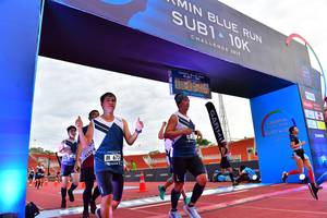 BIB: 2011, 673
                            <button type="button" onclick="openModal(4625281)" class="btn btn-primary btn-sm float-right btn-popup" data-toggle="modal" data-target=".modal-high-quality">
                        <i class="fas fa-shopping-cart"></i> Add to Cart
                    </button>
                                            <button type="button" onclick="isThisMe(4625281, true)" class="btn btn-success btn-sm float-right btn-popup btn-isme hidden" data-toggle="tooltip" data-placement="bottom" title="นี่คือรูปของคุณใช่ไหม คลิกที่นี่เพื่อเอาเข้าอัลบั้ม">
                        <i class="fas fa-plus"></i> Add to album
                    </button>
                    <button type="button" onclick="isThisMe(4625281, false)" class="btn btn-warning btn-sm float-right btn-popup btn-isnotme hidden">
                        <i class="fas fa-ban"></i> Remove from album
                    </button>