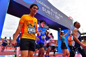 BIB: 101, 8007
                            <button type="button" onclick="openModal(4627428)" class="btn btn-primary btn-sm float-right btn-popup" data-toggle="modal" data-target=".modal-high-quality">
                        <i class="fas fa-shopping-cart"></i> Add to Cart
                    </button>
                                            <button type="button" onclick="isThisMe(4627428, true)" class="btn btn-success btn-sm float-right btn-popup btn-isme hidden" data-toggle="tooltip" data-placement="bottom" title="นี่คือรูปของคุณใช่ไหม คลิกที่นี่เพื่อเอาเข้าอัลบั้ม">
                        <i class="fas fa-plus"></i> Add to album
                    </button>
                    <button type="button" onclick="isThisMe(4627428, false)" class="btn btn-warning btn-sm float-right btn-popup btn-isnotme hidden">
                        <i class="fas fa-ban"></i> Remove from album
                    </button>