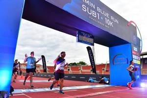 BIB: 201, 9975
                            <button type="button" onclick="openModal(4626024)" class="btn btn-primary btn-sm float-right btn-popup" data-toggle="modal" data-target=".modal-high-quality">
                        <i class="fas fa-shopping-cart"></i> Add to Cart
                    </button>
                                            <button type="button" onclick="isThisMe(4626024, true)" class="btn btn-success btn-sm float-right btn-popup btn-isme hidden" data-toggle="tooltip" data-placement="bottom" title="นี่คือรูปของคุณใช่ไหม คลิกที่นี่เพื่อเอาเข้าอัลบั้ม">
                        <i class="fas fa-plus"></i> Add to album
                    </button>
                    <button type="button" onclick="isThisMe(4626024, false)" class="btn btn-warning btn-sm float-right btn-popup btn-isnotme hidden">
                        <i class="fas fa-ban"></i> Remove from album
                    </button>