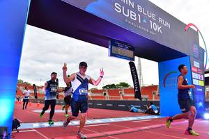 BIB: 201
                            <button type="button" onclick="openModal(4627725)" class="btn btn-primary btn-sm float-right btn-popup" data-toggle="modal" data-target=".modal-high-quality">
                        <i class="fas fa-shopping-cart"></i> Add to Cart
                    </button>
                                            <button type="button" onclick="isThisMe(4627725, true)" class="btn btn-success btn-sm float-right btn-popup btn-isme hidden" data-toggle="tooltip" data-placement="bottom" title="นี่คือรูปของคุณใช่ไหม คลิกที่นี่เพื่อเอาเข้าอัลบั้ม">
                        <i class="fas fa-plus"></i> Add to album
                    </button>
                    <button type="button" onclick="isThisMe(4627725, false)" class="btn btn-warning btn-sm float-right btn-popup btn-isnotme hidden">
                        <i class="fas fa-ban"></i> Remove from album
                    </button>