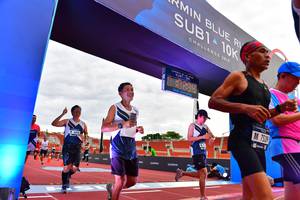 BIB: 2019, 7539
                            <button type="button" onclick="openModal(4621887)" class="btn btn-primary btn-sm float-right btn-popup" data-toggle="modal" data-target=".modal-high-quality">
                        <i class="fas fa-shopping-cart"></i> Add to Cart
                    </button>
                                            <button type="button" onclick="isThisMe(4621887, true)" class="btn btn-success btn-sm float-right btn-popup btn-isme hidden" data-toggle="tooltip" data-placement="bottom" title="นี่คือรูปของคุณใช่ไหม คลิกที่นี่เพื่อเอาเข้าอัลบั้ม">
                        <i class="fas fa-plus"></i> Add to album
                    </button>
                    <button type="button" onclick="isThisMe(4621887, false)" class="btn btn-warning btn-sm float-right btn-popup btn-isnotme hidden">
                        <i class="fas fa-ban"></i> Remove from album
                    </button>