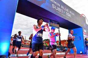 BIB: 1019
                            <button type="button" onclick="openModal(4621751)" class="btn btn-primary btn-sm float-right btn-popup" data-toggle="modal" data-target=".modal-high-quality">
                        <i class="fas fa-shopping-cart"></i> Add to Cart
                    </button>
                                            <button type="button" onclick="isThisMe(4621751, true)" class="btn btn-success btn-sm float-right btn-popup btn-isme hidden" data-toggle="tooltip" data-placement="bottom" title="นี่คือรูปของคุณใช่ไหม คลิกที่นี่เพื่อเอาเข้าอัลบั้ม">
                        <i class="fas fa-plus"></i> Add to album
                    </button>
                    <button type="button" onclick="isThisMe(4621751, false)" class="btn btn-warning btn-sm float-right btn-popup btn-isnotme hidden">
                        <i class="fas fa-ban"></i> Remove from album
                    </button>