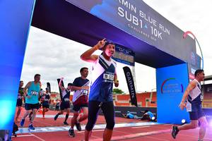 BIB: 201
                            <button type="button" onclick="openModal(4626193)" class="btn btn-primary btn-sm float-right btn-popup" data-toggle="modal" data-target=".modal-high-quality">
                        <i class="fas fa-shopping-cart"></i> Add to Cart
                    </button>
                                            <button type="button" onclick="isThisMe(4626193, true)" class="btn btn-success btn-sm float-right btn-popup btn-isme hidden" data-toggle="tooltip" data-placement="bottom" title="นี่คือรูปของคุณใช่ไหม คลิกที่นี่เพื่อเอาเข้าอัลบั้ม">
                        <i class="fas fa-plus"></i> Add to album
                    </button>
                    <button type="button" onclick="isThisMe(4626193, false)" class="btn btn-warning btn-sm float-right btn-popup btn-isnotme hidden">
                        <i class="fas fa-ban"></i> Remove from album
                    </button>