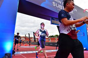 BIB: 6830
                            <button type="button" onclick="openModal(4627600)" class="btn btn-primary btn-sm float-right btn-popup" data-toggle="modal" data-target=".modal-high-quality">
                        <i class="fas fa-shopping-cart"></i> Add to Cart
                    </button>
                                            <button type="button" onclick="isThisMe(4627600, true)" class="btn btn-success btn-sm float-right btn-popup btn-isme hidden" data-toggle="tooltip" data-placement="bottom" title="นี่คือรูปของคุณใช่ไหม คลิกที่นี่เพื่อเอาเข้าอัลบั้ม">
                        <i class="fas fa-plus"></i> Add to album
                    </button>
                    <button type="button" onclick="isThisMe(4627600, false)" class="btn btn-warning btn-sm float-right btn-popup btn-isnotme hidden">
                        <i class="fas fa-ban"></i> Remove from album
                    </button>