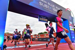 BIB: 201
                            <button type="button" onclick="openModal(4628024)" class="btn btn-primary btn-sm float-right btn-popup" data-toggle="modal" data-target=".modal-high-quality">
                        <i class="fas fa-shopping-cart"></i> Add to Cart
                    </button>
                                            <button type="button" onclick="isThisMe(4628024, true)" class="btn btn-success btn-sm float-right btn-popup btn-isme hidden" data-toggle="tooltip" data-placement="bottom" title="นี่คือรูปของคุณใช่ไหม คลิกที่นี่เพื่อเอาเข้าอัลบั้ม">
                        <i class="fas fa-plus"></i> Add to album
                    </button>
                    <button type="button" onclick="isThisMe(4628024, false)" class="btn btn-warning btn-sm float-right btn-popup btn-isnotme hidden">
                        <i class="fas fa-ban"></i> Remove from album
                    </button>