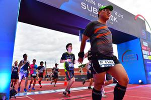 BIB: 2019, 6500
                            <button type="button" onclick="openModal(4627853)" class="btn btn-primary btn-sm float-right btn-popup" data-toggle="modal" data-target=".modal-high-quality">
                        <i class="fas fa-shopping-cart"></i> Add to Cart
                    </button>
                                            <button type="button" onclick="isThisMe(4627853, true)" class="btn btn-success btn-sm float-right btn-popup btn-isme hidden" data-toggle="tooltip" data-placement="bottom" title="นี่คือรูปของคุณใช่ไหม คลิกที่นี่เพื่อเอาเข้าอัลบั้ม">
                        <i class="fas fa-plus"></i> Add to album
                    </button>
                    <button type="button" onclick="isThisMe(4627853, false)" class="btn btn-warning btn-sm float-right btn-popup btn-isnotme hidden">
                        <i class="fas fa-ban"></i> Remove from album
                    </button>