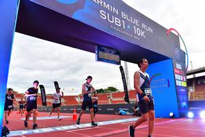 BIB: 201, 0890, 7548
                            <button type="button" onclick="openModal(4629496)" class="btn btn-primary btn-sm float-right btn-popup" data-toggle="modal" data-target=".modal-high-quality">
                        <i class="fas fa-shopping-cart"></i> Add to Cart
                    </button>
                                            <button type="button" onclick="isThisMe(4629496, true)" class="btn btn-success btn-sm float-right btn-popup btn-isme hidden" data-toggle="tooltip" data-placement="bottom" title="นี่คือรูปของคุณใช่ไหม คลิกที่นี่เพื่อเอาเข้าอัลบั้ม">
                        <i class="fas fa-plus"></i> Add to album
                    </button>
                    <button type="button" onclick="isThisMe(4629496, false)" class="btn btn-warning btn-sm float-right btn-popup btn-isnotme hidden">
                        <i class="fas fa-ban"></i> Remove from album
                    </button>