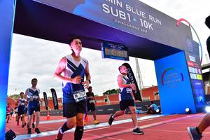 BIB: 2019, 7167
                            <button type="button" onclick="openModal(4626934)" class="btn btn-primary btn-sm float-right btn-popup" data-toggle="modal" data-target=".modal-high-quality">
                        <i class="fas fa-shopping-cart"></i> Add to Cart
                    </button>
                                            <button type="button" onclick="isThisMe(4626934, true)" class="btn btn-success btn-sm float-right btn-popup btn-isme hidden" data-toggle="tooltip" data-placement="bottom" title="นี่คือรูปของคุณใช่ไหม คลิกที่นี่เพื่อเอาเข้าอัลบั้ม">
                        <i class="fas fa-plus"></i> Add to album
                    </button>
                    <button type="button" onclick="isThisMe(4626934, false)" class="btn btn-warning btn-sm float-right btn-popup btn-isnotme hidden">
                        <i class="fas fa-ban"></i> Remove from album
                    </button>