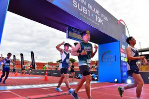 BIB: 201
                            <button type="button" onclick="openModal(4626626)" class="btn btn-primary btn-sm float-right btn-popup" data-toggle="modal" data-target=".modal-high-quality">
                        <i class="fas fa-shopping-cart"></i> Add to Cart
                    </button>
                                            <button type="button" onclick="isThisMe(4626626, true)" class="btn btn-success btn-sm float-right btn-popup btn-isme hidden" data-toggle="tooltip" data-placement="bottom" title="นี่คือรูปของคุณใช่ไหม คลิกที่นี่เพื่อเอาเข้าอัลบั้ม">
                        <i class="fas fa-plus"></i> Add to album
                    </button>
                    <button type="button" onclick="isThisMe(4626626, false)" class="btn btn-warning btn-sm float-right btn-popup btn-isnotme hidden">
                        <i class="fas fa-ban"></i> Remove from album
                    </button>