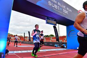 BIB: 201
                            <button type="button" onclick="openModal(4627781)" class="btn btn-primary btn-sm float-right btn-popup" data-toggle="modal" data-target=".modal-high-quality">
                        <i class="fas fa-shopping-cart"></i> Add to Cart
                    </button>
                                            <button type="button" onclick="isThisMe(4627781, true)" class="btn btn-success btn-sm float-right btn-popup btn-isme hidden" data-toggle="tooltip" data-placement="bottom" title="นี่คือรูปของคุณใช่ไหม คลิกที่นี่เพื่อเอาเข้าอัลบั้ม">
                        <i class="fas fa-plus"></i> Add to album
                    </button>
                    <button type="button" onclick="isThisMe(4627781, false)" class="btn btn-warning btn-sm float-right btn-popup btn-isnotme hidden">
                        <i class="fas fa-ban"></i> Remove from album
                    </button>