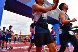 BIB: 1019
                            <button type="button" onclick="openModal(4621152)" class="btn btn-primary btn-sm float-right btn-popup" data-toggle="modal" data-target=".modal-high-quality">
                        <i class="fas fa-shopping-cart"></i> Add to Cart
                    </button>
                                            <button type="button" onclick="isThisMe(4621152, true)" class="btn btn-success btn-sm float-right btn-popup btn-isme hidden" data-toggle="tooltip" data-placement="bottom" title="นี่คือรูปของคุณใช่ไหม คลิกที่นี่เพื่อเอาเข้าอัลบั้ม">
                        <i class="fas fa-plus"></i> Add to album
                    </button>
                    <button type="button" onclick="isThisMe(4621152, false)" class="btn btn-warning btn-sm float-right btn-popup btn-isnotme hidden">
                        <i class="fas fa-ban"></i> Remove from album
                    </button>