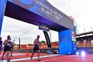 BIB: 1019, 0618
                            <button type="button" onclick="openModal(4628801)" class="btn btn-primary btn-sm float-right btn-popup" data-toggle="modal" data-target=".modal-high-quality">
                        <i class="fas fa-shopping-cart"></i> Add to Cart
                    </button>
                                            <button type="button" onclick="isThisMe(4628801, true)" class="btn btn-success btn-sm float-right btn-popup btn-isme hidden" data-toggle="tooltip" data-placement="bottom" title="นี่คือรูปของคุณใช่ไหม คลิกที่นี่เพื่อเอาเข้าอัลบั้ม">
                        <i class="fas fa-plus"></i> Add to album
                    </button>
                    <button type="button" onclick="isThisMe(4628801, false)" class="btn btn-warning btn-sm float-right btn-popup btn-isnotme hidden">
                        <i class="fas fa-ban"></i> Remove from album
                    </button>