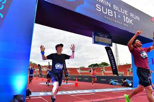 BIB: 201, 6955
                            <button type="button" onclick="openModal(4627632)" class="btn btn-primary btn-sm float-right btn-popup" data-toggle="modal" data-target=".modal-high-quality">
                        <i class="fas fa-shopping-cart"></i> Add to Cart
                    </button>
                                            <button type="button" onclick="isThisMe(4627632, true)" class="btn btn-success btn-sm float-right btn-popup btn-isme hidden" data-toggle="tooltip" data-placement="bottom" title="นี่คือรูปของคุณใช่ไหม คลิกที่นี่เพื่อเอาเข้าอัลบั้ม">
                        <i class="fas fa-plus"></i> Add to album
                    </button>
                    <button type="button" onclick="isThisMe(4627632, false)" class="btn btn-warning btn-sm float-right btn-popup btn-isnotme hidden">
                        <i class="fas fa-ban"></i> Remove from album
                    </button>