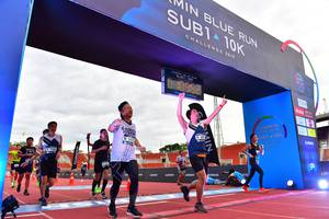 BIB: 201, 5479
                            <button type="button" onclick="openModal(4628106)" class="btn btn-primary btn-sm float-right btn-popup" data-toggle="modal" data-target=".modal-high-quality">
                        <i class="fas fa-shopping-cart"></i> Add to Cart
                    </button>
                                            <button type="button" onclick="isThisMe(4628106, true)" class="btn btn-success btn-sm float-right btn-popup btn-isme hidden" data-toggle="tooltip" data-placement="bottom" title="นี่คือรูปของคุณใช่ไหม คลิกที่นี่เพื่อเอาเข้าอัลบั้ม">
                        <i class="fas fa-plus"></i> Add to album
                    </button>
                    <button type="button" onclick="isThisMe(4628106, false)" class="btn btn-warning btn-sm float-right btn-popup btn-isnotme hidden">
                        <i class="fas fa-ban"></i> Remove from album
                    </button>