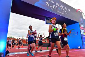 BIB: 2019, 814, 040
                            <button type="button" onclick="openModal(4628073)" class="btn btn-primary btn-sm float-right btn-popup" data-toggle="modal" data-target=".modal-high-quality">
                        <i class="fas fa-shopping-cart"></i> Add to Cart
                    </button>
                                            <button type="button" onclick="isThisMe(4628073, true)" class="btn btn-success btn-sm float-right btn-popup btn-isme hidden" data-toggle="tooltip" data-placement="bottom" title="นี่คือรูปของคุณใช่ไหม คลิกที่นี่เพื่อเอาเข้าอัลบั้ม">
                        <i class="fas fa-plus"></i> Add to album
                    </button>
                    <button type="button" onclick="isThisMe(4628073, false)" class="btn btn-warning btn-sm float-right btn-popup btn-isnotme hidden">
                        <i class="fas fa-ban"></i> Remove from album
                    </button>