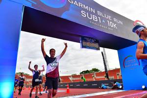 BIB: 201, 372
                            <button type="button" onclick="openModal(4622486)" class="btn btn-primary btn-sm float-right btn-popup" data-toggle="modal" data-target=".modal-high-quality">
                        <i class="fas fa-shopping-cart"></i> Add to Cart
                    </button>
                                            <button type="button" onclick="isThisMe(4622486, true)" class="btn btn-success btn-sm float-right btn-popup btn-isme hidden" data-toggle="tooltip" data-placement="bottom" title="นี่คือรูปของคุณใช่ไหม คลิกที่นี่เพื่อเอาเข้าอัลบั้ม">
                        <i class="fas fa-plus"></i> Add to album
                    </button>
                    <button type="button" onclick="isThisMe(4622486, false)" class="btn btn-warning btn-sm float-right btn-popup btn-isnotme hidden">
                        <i class="fas fa-ban"></i> Remove from album
                    </button>