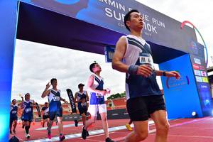 BIB: 1919
                            <button type="button" onclick="openModal(4626939)" class="btn btn-primary btn-sm float-right btn-popup" data-toggle="modal" data-target=".modal-high-quality">
                        <i class="fas fa-shopping-cart"></i> Add to Cart
                    </button>
                                            <button type="button" onclick="isThisMe(4626939, true)" class="btn btn-success btn-sm float-right btn-popup btn-isme hidden" data-toggle="tooltip" data-placement="bottom" title="นี่คือรูปของคุณใช่ไหม คลิกที่นี่เพื่อเอาเข้าอัลบั้ม">
                        <i class="fas fa-plus"></i> Add to album
                    </button>
                    <button type="button" onclick="isThisMe(4626939, false)" class="btn btn-warning btn-sm float-right btn-popup btn-isnotme hidden">
                        <i class="fas fa-ban"></i> Remove from album
                    </button>