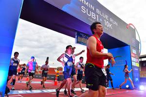 BIB: 110, 101, 655
                            <button type="button" onclick="openModal(4621744)" class="btn btn-primary btn-sm float-right btn-popup" data-toggle="modal" data-target=".modal-high-quality">
                        <i class="fas fa-shopping-cart"></i> Add to Cart
                    </button>
                                            <button type="button" onclick="isThisMe(4621744, true)" class="btn btn-success btn-sm float-right btn-popup btn-isme hidden" data-toggle="tooltip" data-placement="bottom" title="นี่คือรูปของคุณใช่ไหม คลิกที่นี่เพื่อเอาเข้าอัลบั้ม">
                        <i class="fas fa-plus"></i> Add to album
                    </button>
                    <button type="button" onclick="isThisMe(4621744, false)" class="btn btn-warning btn-sm float-right btn-popup btn-isnotme hidden">
                        <i class="fas fa-ban"></i> Remove from album
                    </button>