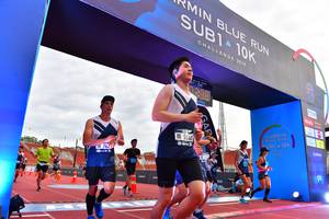 BIB: 201, 557
                            <button type="button" onclick="openModal(4625128)" class="btn btn-primary btn-sm float-right btn-popup" data-toggle="modal" data-target=".modal-high-quality">
                        <i class="fas fa-shopping-cart"></i> Add to Cart
                    </button>
                                            <button type="button" onclick="isThisMe(4625128, true)" class="btn btn-success btn-sm float-right btn-popup btn-isme hidden" data-toggle="tooltip" data-placement="bottom" title="นี่คือรูปของคุณใช่ไหม คลิกที่นี่เพื่อเอาเข้าอัลบั้ม">
                        <i class="fas fa-plus"></i> Add to album
                    </button>
                    <button type="button" onclick="isThisMe(4625128, false)" class="btn btn-warning btn-sm float-right btn-popup btn-isnotme hidden">
                        <i class="fas fa-ban"></i> Remove from album
                    </button>