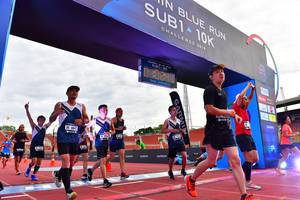 BIB: 201, 667
                            <button type="button" onclick="openModal(4622309)" class="btn btn-primary btn-sm float-right btn-popup" data-toggle="modal" data-target=".modal-high-quality">
                        <i class="fas fa-shopping-cart"></i> Add to Cart
                    </button>
                                            <button type="button" onclick="isThisMe(4622309, true)" class="btn btn-success btn-sm float-right btn-popup btn-isme hidden" data-toggle="tooltip" data-placement="bottom" title="นี่คือรูปของคุณใช่ไหม คลิกที่นี่เพื่อเอาเข้าอัลบั้ม">
                        <i class="fas fa-plus"></i> Add to album
                    </button>
                    <button type="button" onclick="isThisMe(4622309, false)" class="btn btn-warning btn-sm float-right btn-popup btn-isnotme hidden">
                        <i class="fas fa-ban"></i> Remove from album
                    </button>