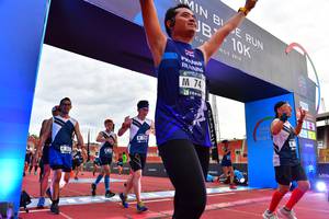 BIB: 2010, 412
                            <button type="button" onclick="openModal(4624563)" class="btn btn-primary btn-sm float-right btn-popup" data-toggle="modal" data-target=".modal-high-quality">
                        <i class="fas fa-shopping-cart"></i> Add to Cart
                    </button>
                                            <button type="button" onclick="isThisMe(4624563, true)" class="btn btn-success btn-sm float-right btn-popup btn-isme hidden" data-toggle="tooltip" data-placement="bottom" title="นี่คือรูปของคุณใช่ไหม คลิกที่นี่เพื่อเอาเข้าอัลบั้ม">
                        <i class="fas fa-plus"></i> Add to album
                    </button>
                    <button type="button" onclick="isThisMe(4624563, false)" class="btn btn-warning btn-sm float-right btn-popup btn-isnotme hidden">
                        <i class="fas fa-ban"></i> Remove from album
                    </button>